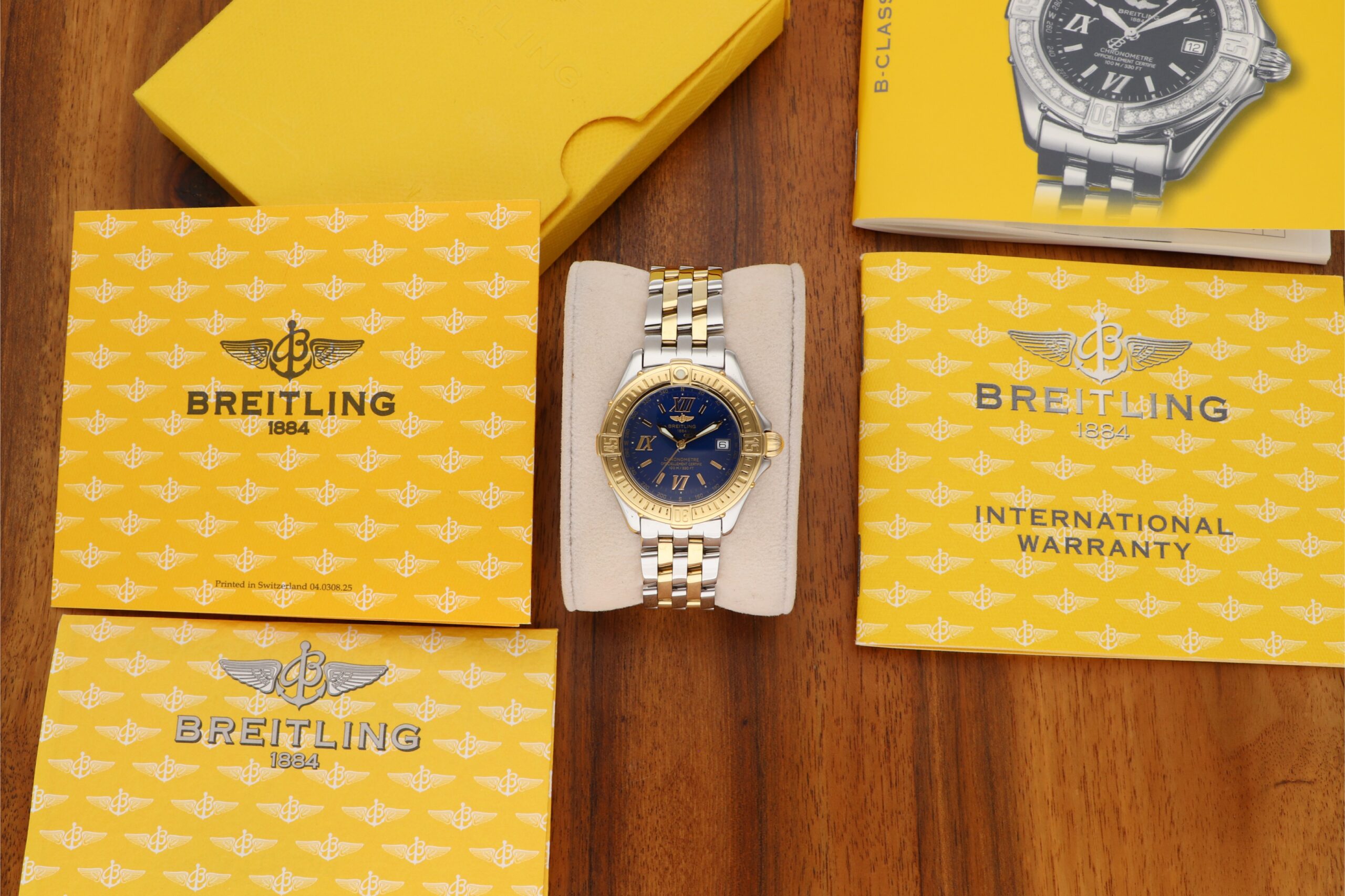 Breitling B-Class Chronometer Stahl Gold Lady Damenuhr D71365 Pilotband 18k 750 Massivgold Lünette im deutschen Fullset