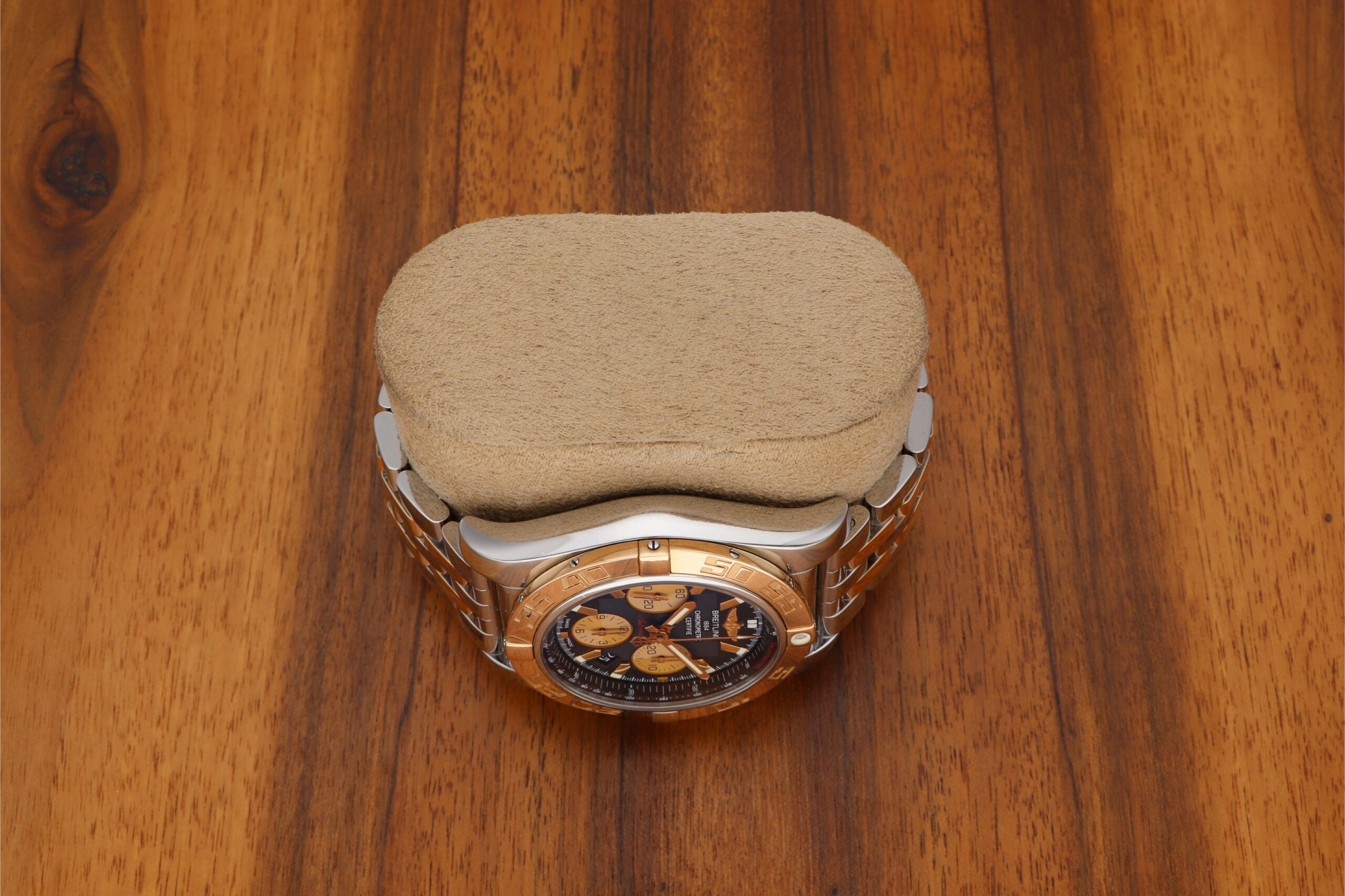 Breitling Chronomat B01 44mm 18k 750 Roségold Stahl Pilotband CB011012 B968 im deutschen Fullset im BESTZUSTAND