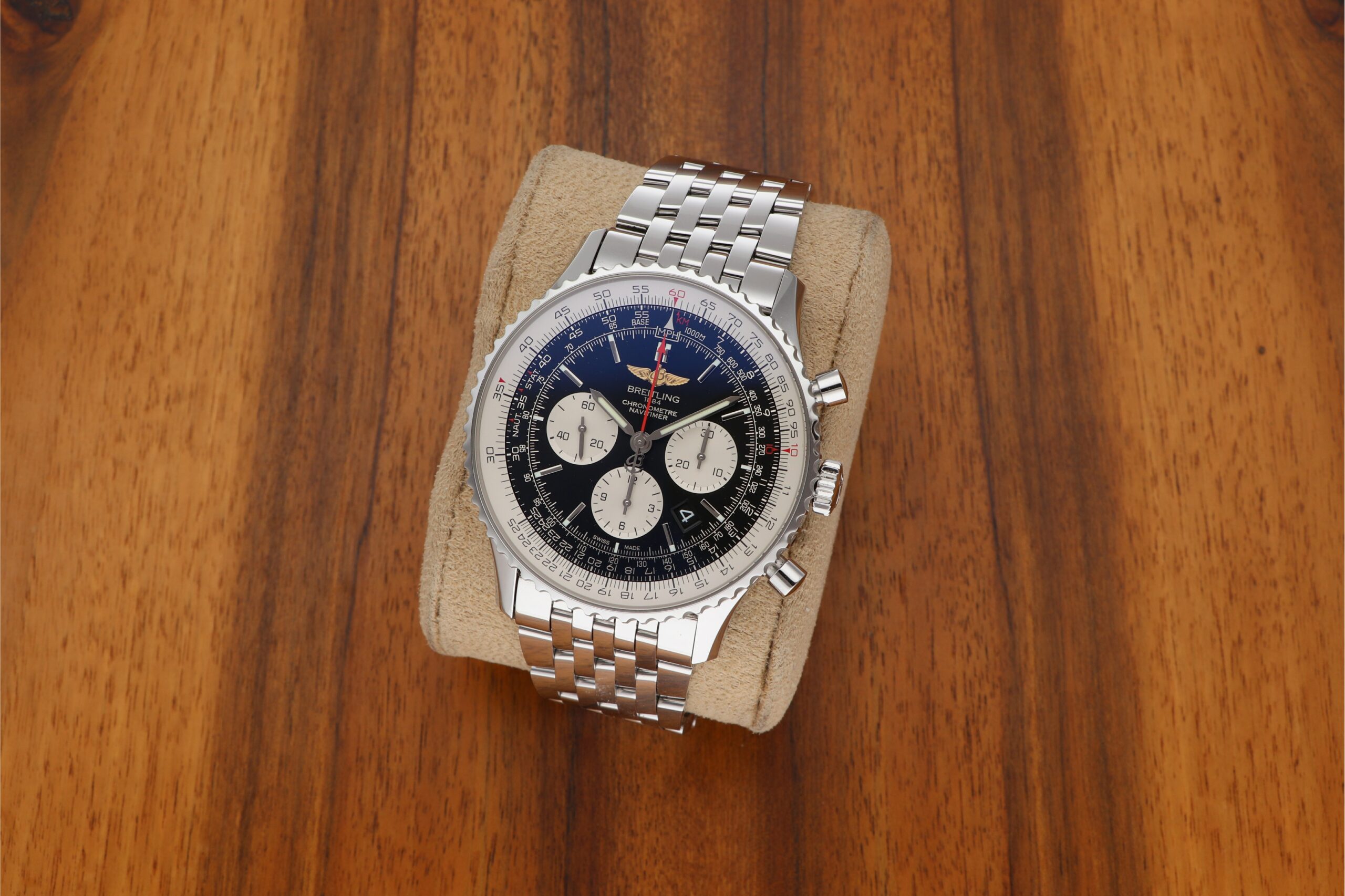 Breitling Navitimer 46 Automatik B01 Chronograph AB012721BD09 Stahl Pilotband Fullset 2018 im BESTZUSTAND